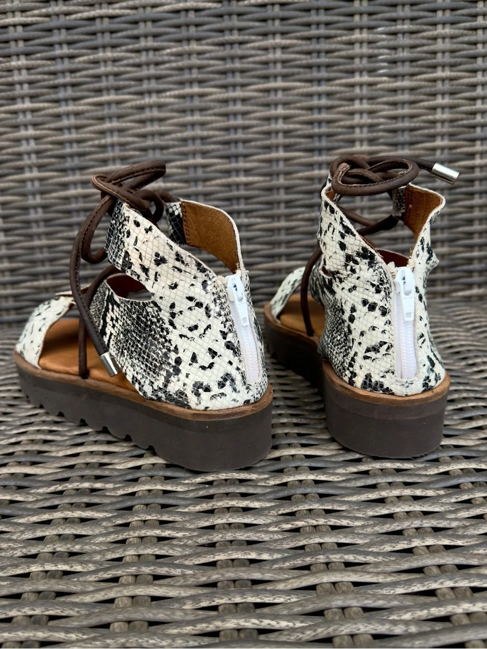 Free People Aubrey Wrap Sandals Snakeskin Platform Lace-Up Women’s EU 38 US 7.5